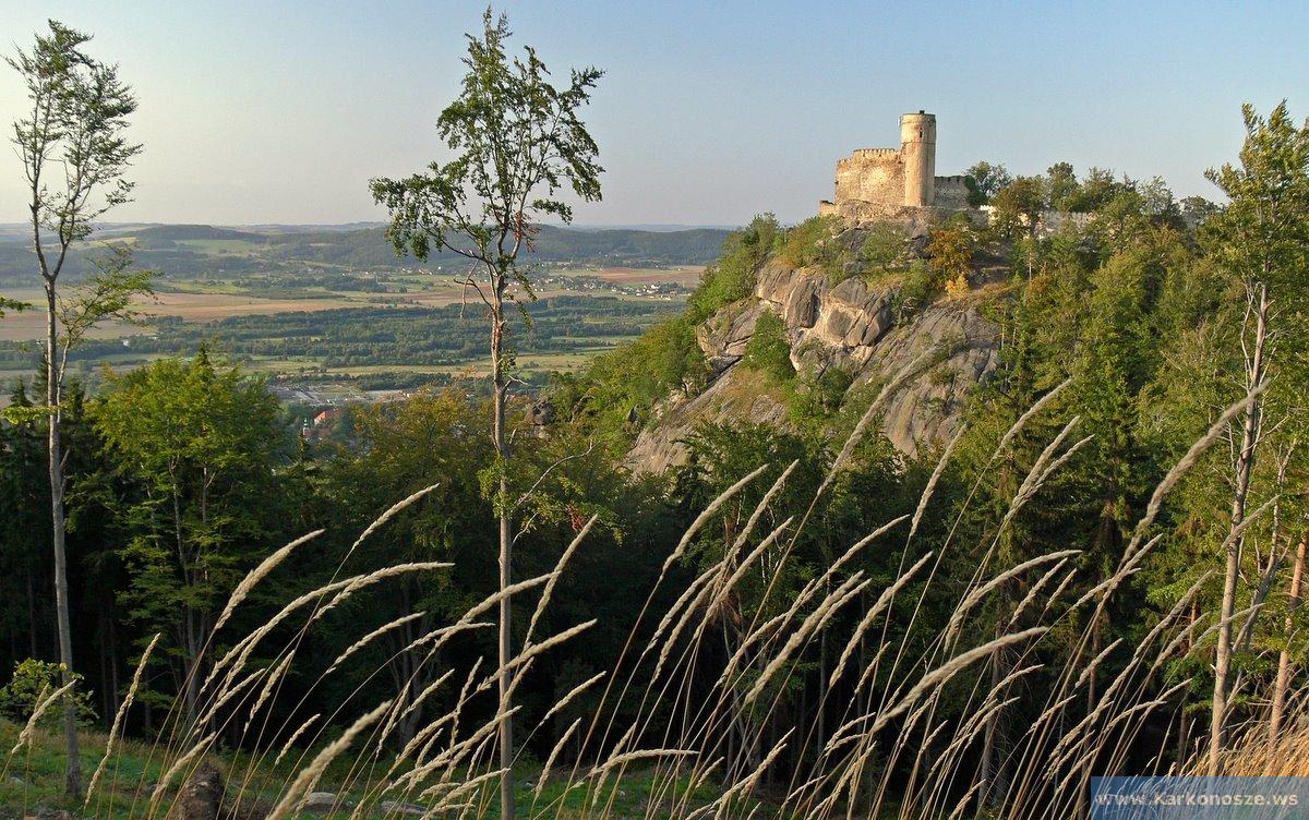 Zamek Chojnik  widok z Góry Żar